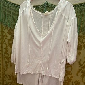 VINTAGE Mid Sleeve White Top